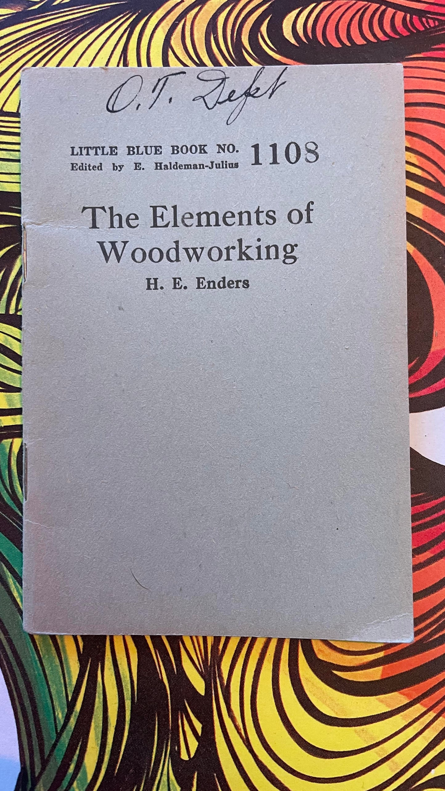 The Elements of Woodworking - 1108